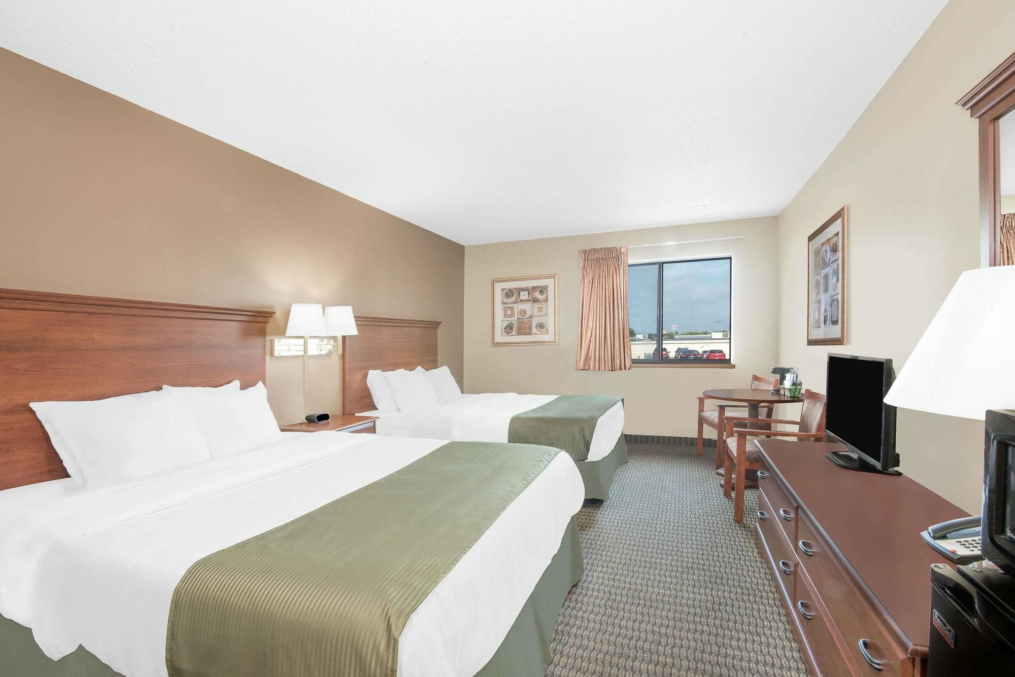 Days Inn By Wyndham Mitchell Sd Eksteriør billede