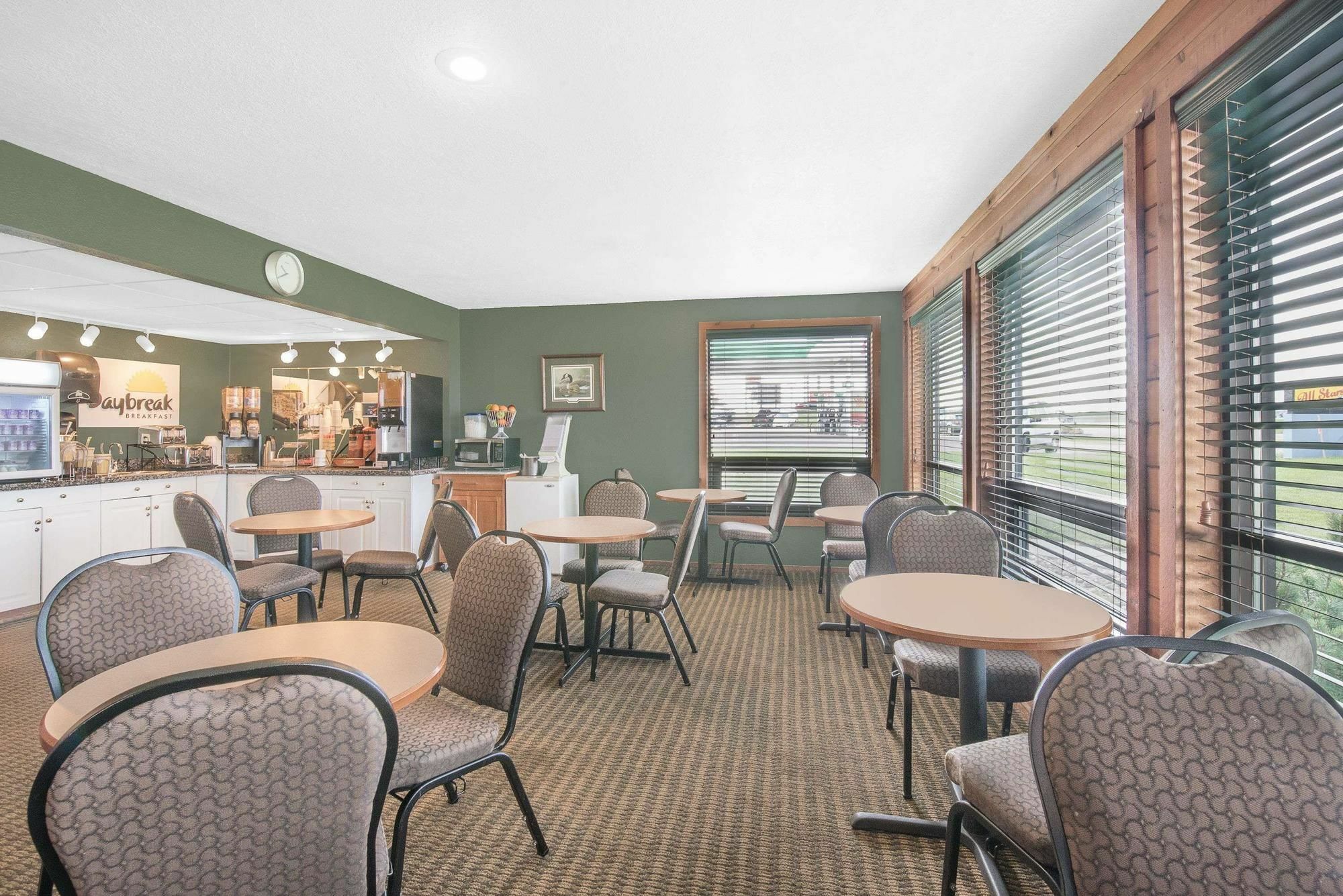 Days Inn By Wyndham Mitchell Sd Eksteriør billede